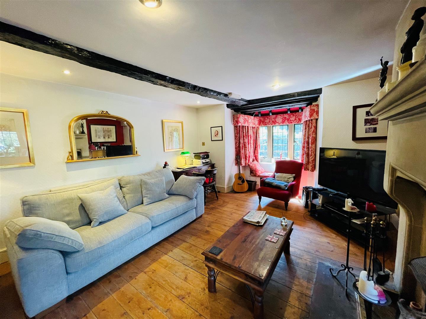 Shurnhold, Melksham Lock and Key